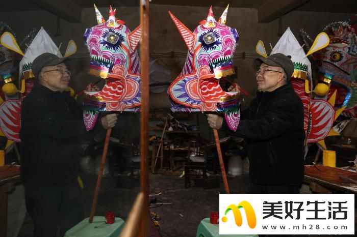贵州思南七旬手艺人扎龙灯迎龙年(图8) 贵州思南七旬手艺人扎龙灯迎龙年(图8)