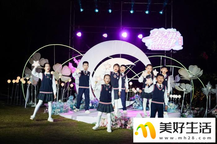 《春天的旋律·2024》跨国春晚(图7) 《春天的旋律·2024》跨国春晚(图7)