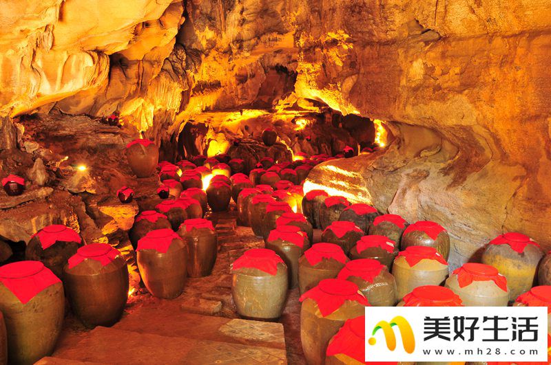 奋力谱写贵州镇远经济社会高质量发展新篇章(图2)