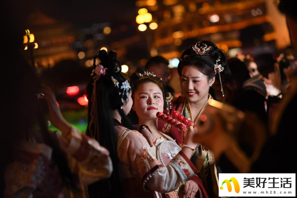 西安：国潮新风焕古城(图4)