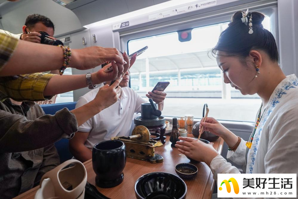在高铁上品味茶文化(图5)