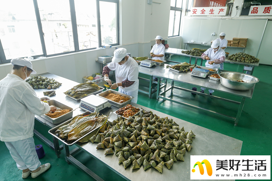 安徽黄山：臭鳜鱼肉粽飘香端午(图4)