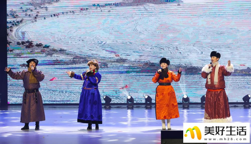 内蒙古自治区第二十一届冰雪那达慕专场文艺晚会燃情上演(图5)